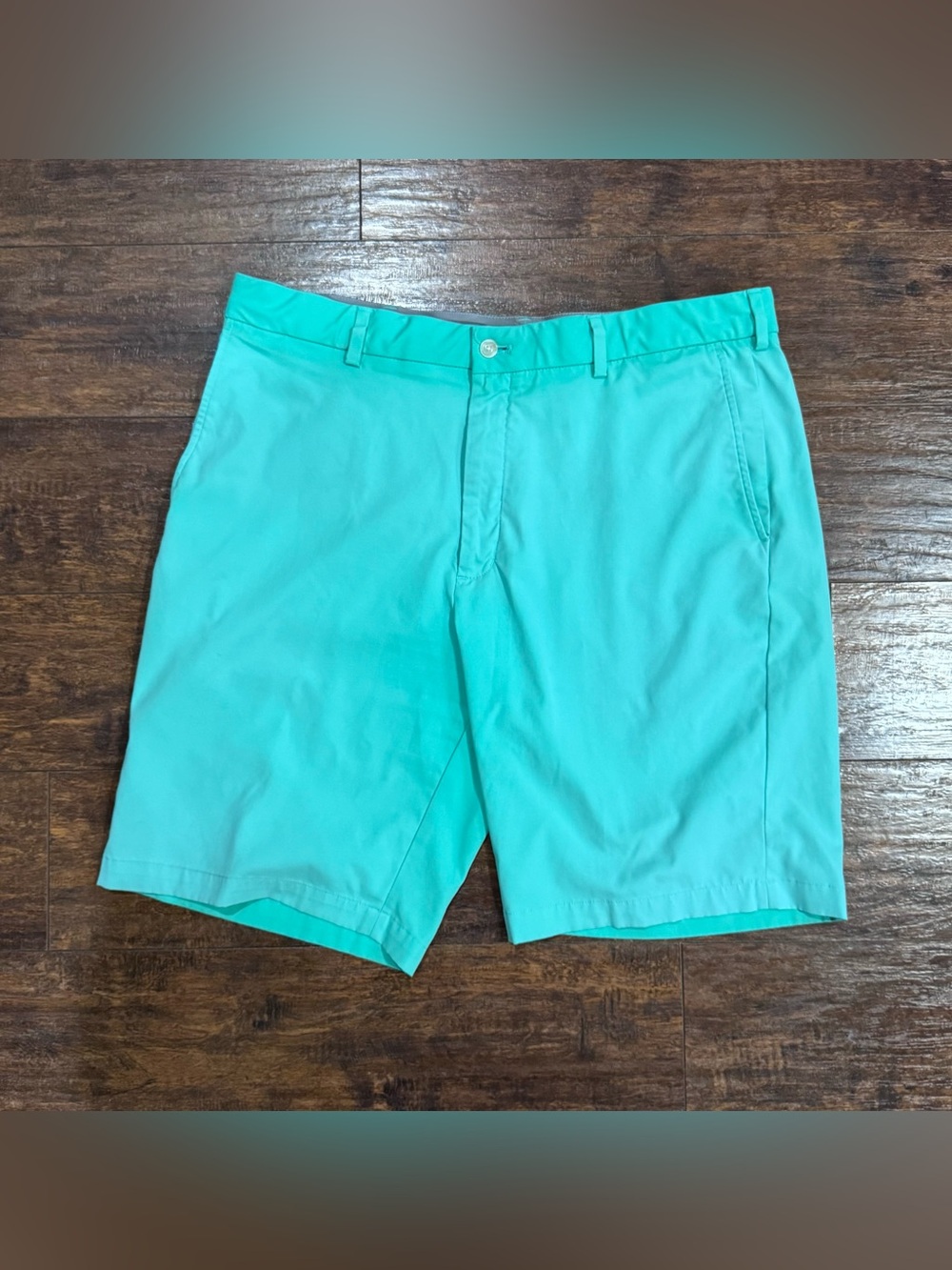 Walter Hagen Aqua Flat-Front Men's Shorts
